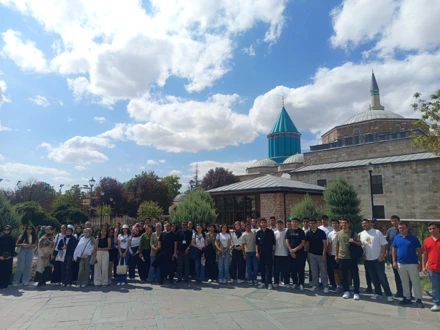 Açılış ve Uyum Programı Etkinlikleri Kapsamında 1. Sınıf Öğrencileri İçin Şehir Turu Düzenlendi